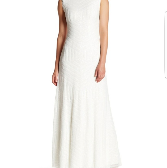 Vera Wang Sequined Back Cutout Gown - Picture 3 of 8